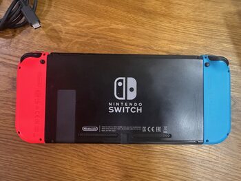 Nintendo Switch, Blue & Red, V2 32GB