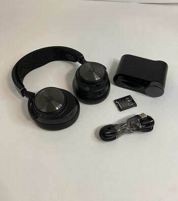 SteelSeries Arctis Nova Pro Wireless