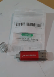 USB atmintinė.