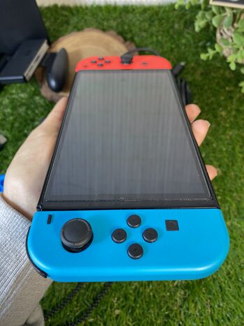 (GARANTÍA) Nintendo Switch OLED con protector de pantalla 