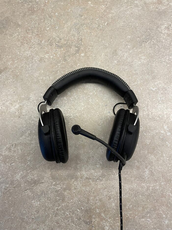 HyperX Cloud 2 žaidimų ausinės gaming headset