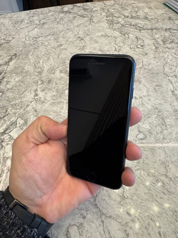 Apple iPhone SE 64GB Black (2020)