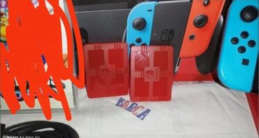 Nintendo Switch, Blue & Red, 32GB