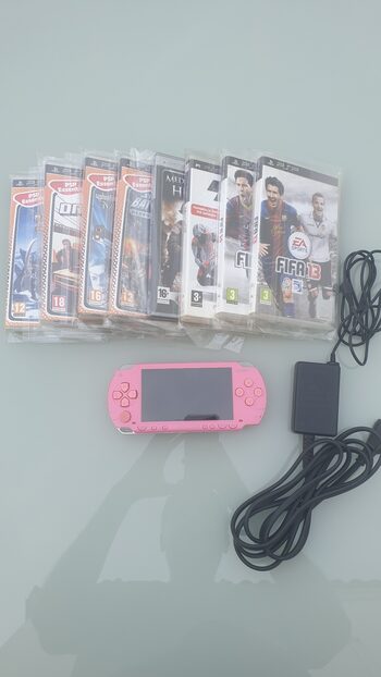 PlayStation Portable PSP Pink (Rosa) + 2 juegos 