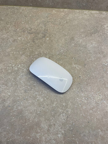 Apple Magic Mouse belaidė pelė