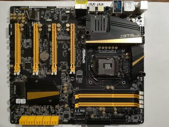 ASRock Z87 OC Formula Intel Z87 EATX DDR3 LGA1150 4 x PCI-E x16 Slots Motherboard