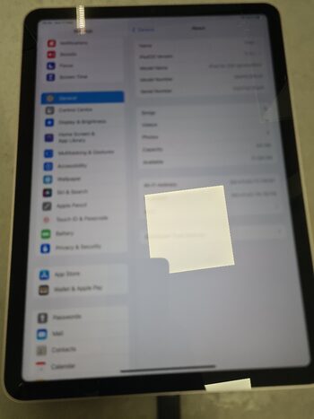 Apple iPad Air (5th generation) A2588