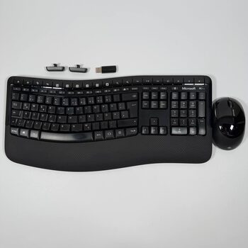 Microsoft Wireless Comfort Desktop 5050 Wireless Ergonomic Keyboard and Mouse