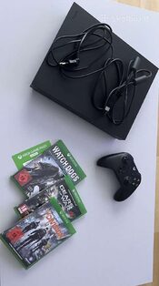 XBOX ONE X + 3 ŽAIDIMAI