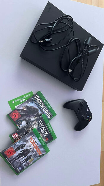 XBOX ONE X + 3 ŽAIDIMAI for sale