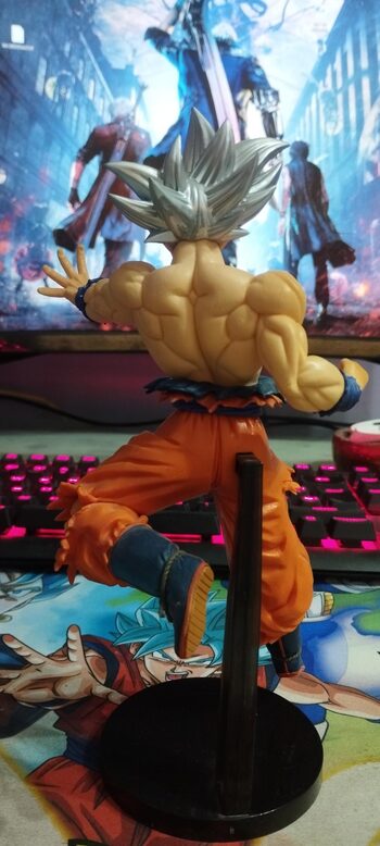 FIGURA DRAGON BALL