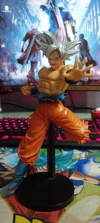 FIGURA DRAGON BALL