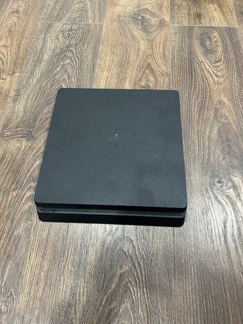 PlayStation 4 Slim, Black, 500GB/2 pultai/10 žaidimu