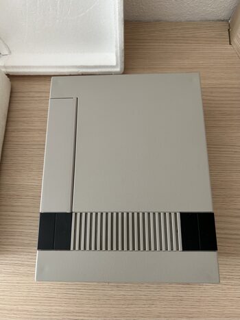 Buy NES, Grey