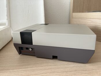 NES, Grey