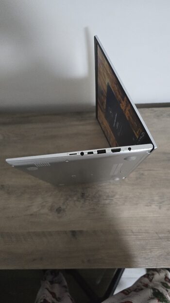 Get Asus VivoBook 15 F513 AMD Ryzen 5 4500U AMD Radeon RX Vega 6 (Renoir) / 16GB DDR4 / 512GB NVME / 42 Wh / 802.11 ac / Silver