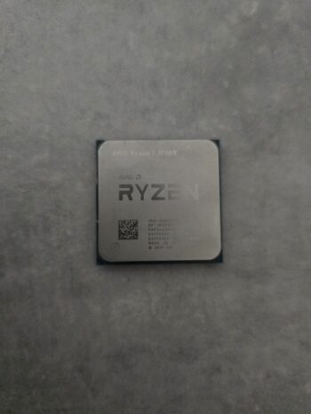 AMD Ryzen 7 3700X 3.6-4.4 GHz AM4 8-Core CPU