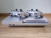 Sidabrine ps3 slim su 2 pulteliais
