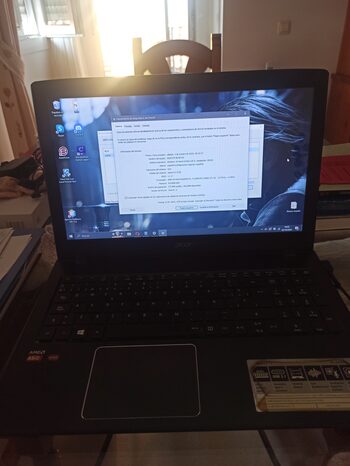 Acer Aspire E 15 E5-523G-958X