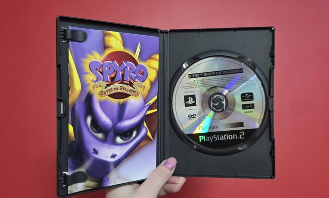 Spyro: Enter the Dragonfly PlayStation 2