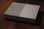 Xbox One S 1TB su žaidimais