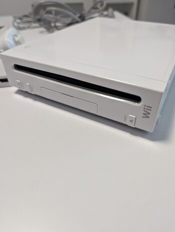 Buy Nintendo Wii + 32Gb SD