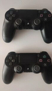 PS4 Slim 1TB + 2 mandos for sale