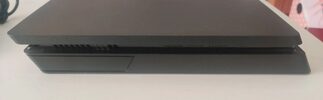 PS4 Slim 1TB + 2 mandos