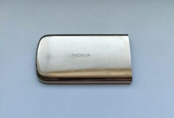 Buy Nokia 6700 classic Gold