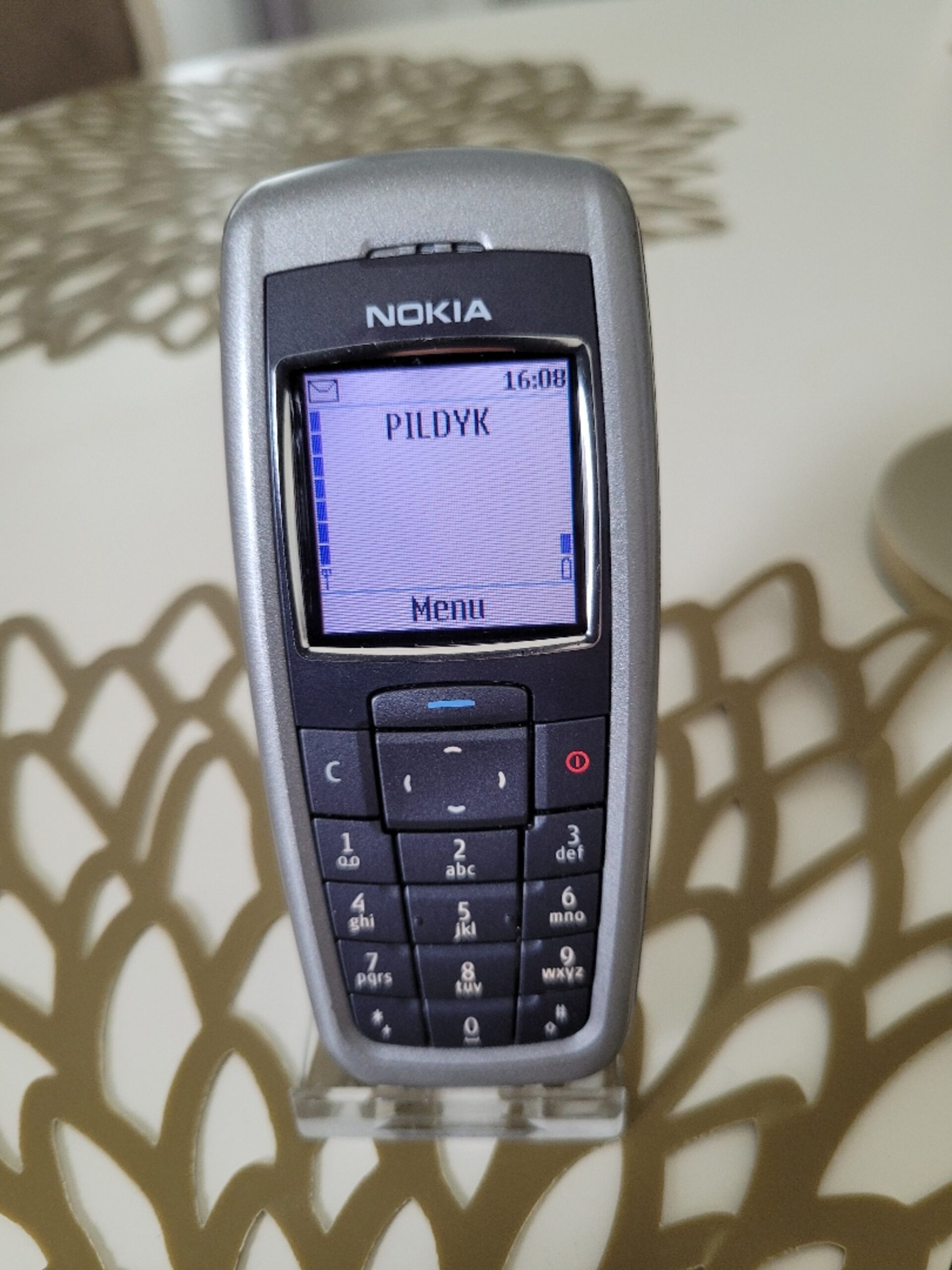 Nokia 2600 classic Beige