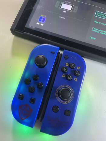 Get Mando Joycon Genérico (Izq+Der) Skyward RGB