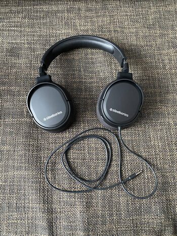 Steelseries Arctis 1  for sale