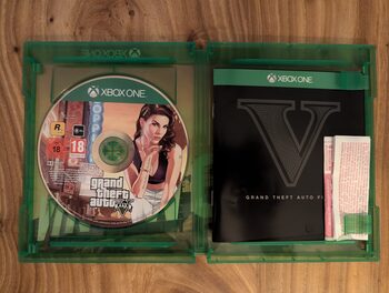 Grand Theft Auto V: Premium Online Edition Xbox One