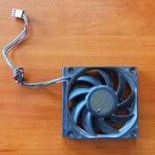 Cooler master rifle 12v 0.23A & AMD AFB0712HHB 12v 0.45A & be pavadinimo 12v 0.07A