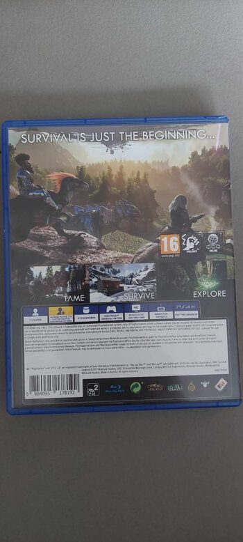 ARK: Survival Evolved PlayStation 4