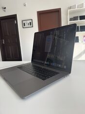 Buy Apple MacBook Pro 15 (2018) Intel i7 Intel Radeon Pro 555X / 16GB DDR4 / 256GB NVME / 100 Wh / 339S00458 / Space Gray
