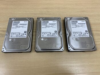 3 vnt. Toshiba DT01ACA050 500GB 6Gb/s 7.2K RPM SATA 3.5" 32MB HDD