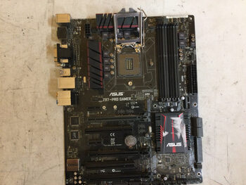 Asus Z97 PRO GAMER Intel Z97 ATX DDR3 LGA1150 3 x PCI-E x16 Slots Motherboard