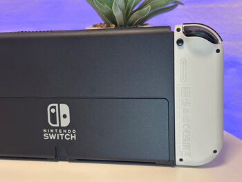 Nintendo Switch OLED (COMO NUEVA)