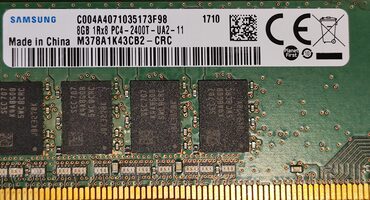 Get Samsung 8 GB (1 x 8 GB) DDR4-2400 Green PC RAM