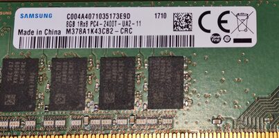 Samsung 8 GB (1 x 8 GB) DDR4-2400 Green PC RAM