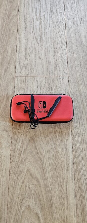 Nintendo switch 32gb + 256gb sd card