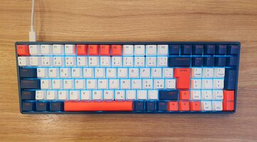 IQUNIX F97 Coral Sea, Gateron Red mechaninė klaviatūra