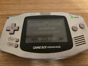 GameBoy Advance Silver konsolė su žaidimu