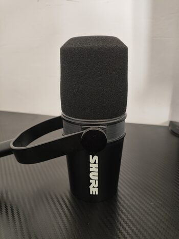 Shure MV7X Micrófono Dinámico+Interfaz+Brazo