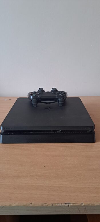 PlayStation 4, Black, 500GB