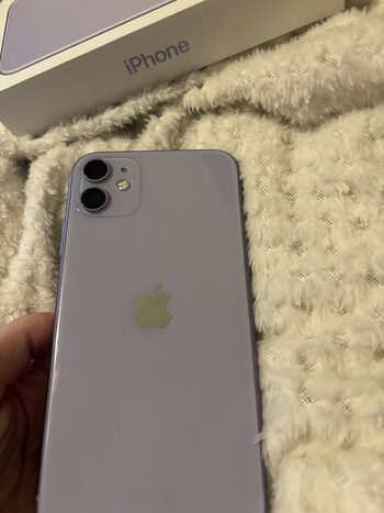 Apple iPhone 11 64GB Purple