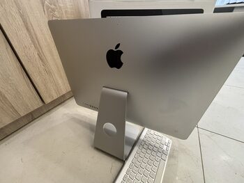 iMac 21′ 2014 su pele ir klaviatūra for sale