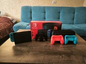 Nintendo Switch, Blue & Red, 32GB + dėklas ir joystick'ai.