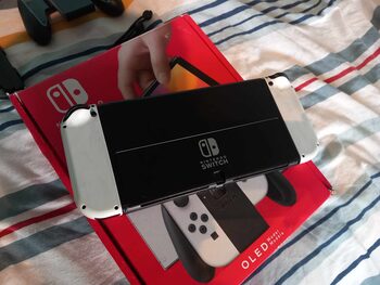 Nintendo Switch OLED, White, 64GB +Super Mario Bros. U Deluxe + dėklas 